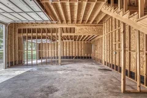 $725,000 | 7257 Kurt Drive, Brenham, TX 77833