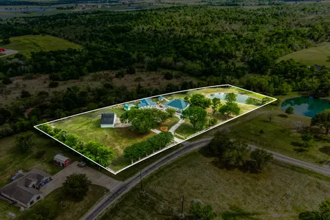 $725,000 | 7257 Kurt Drive, Brenham, TX 77833