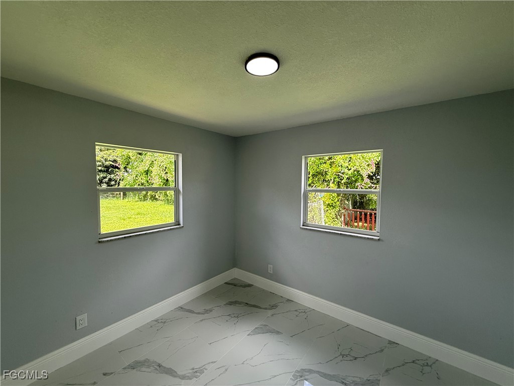 305 Penn Road West Lehigh Acres, FL 33936 - Photo 13 of 30 Gallery Image 13