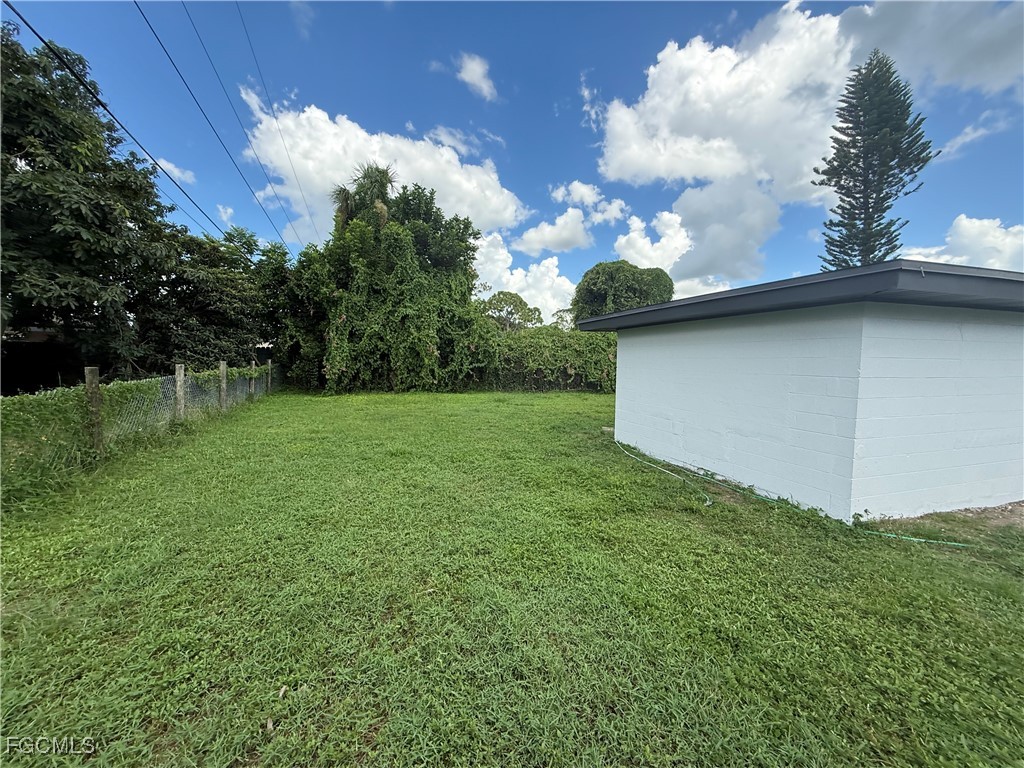 305 Penn Road West Lehigh Acres, FL 33936 - Photo 29 of 30 Gallery Image 29