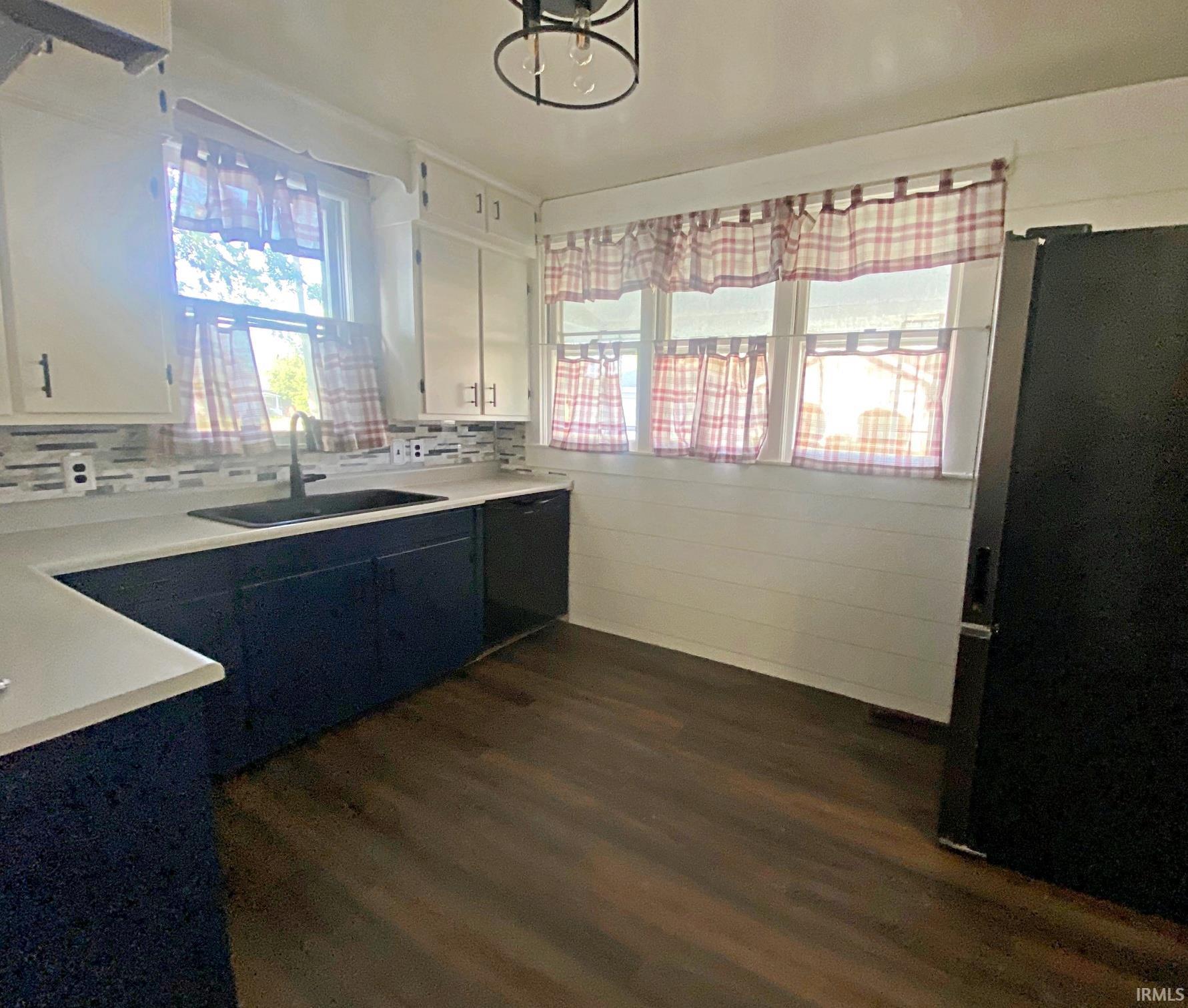 302 West 7th Street Bicknell, IN 47512 - Photo 5 of 22