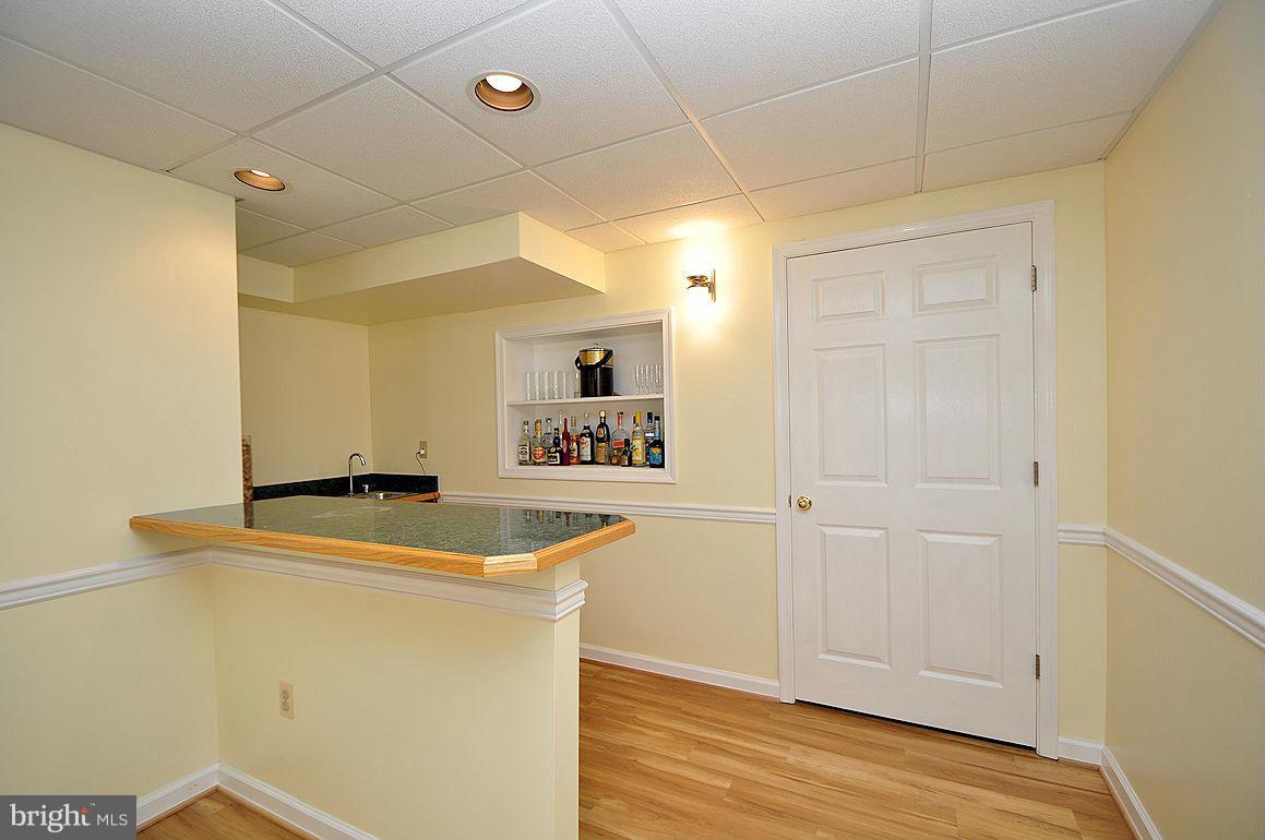 2906 Thornbrook Road Ellicott City, MD 21042 - Photo 28 of 30 View of Wet Bar