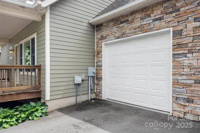 $439,000 | 3 Teresa Way, Black Mountain, NC 28711