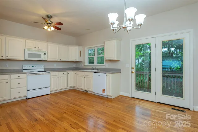 $439,000 | 3 Teresa Way, Black Mountain, NC 28711