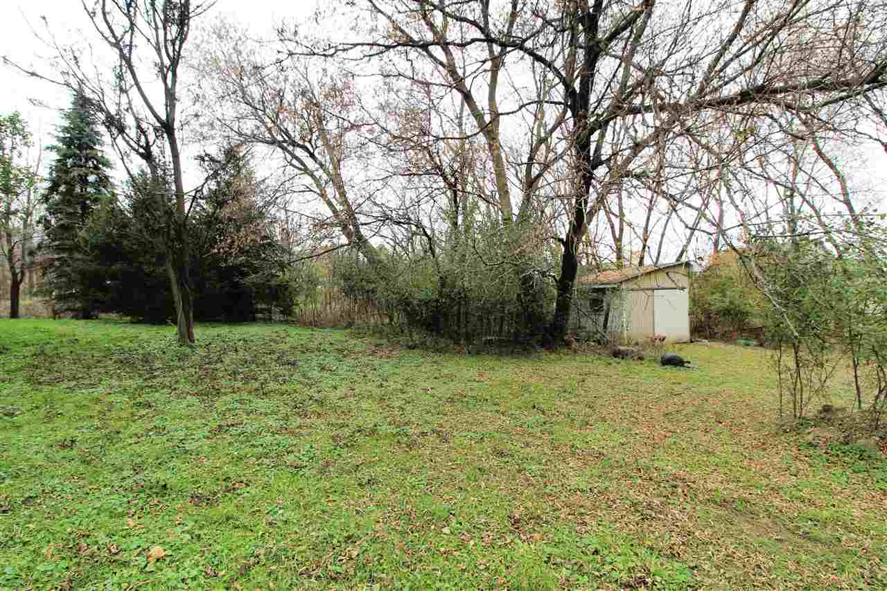 6094 East River Road Flushing, MI 48433 - Photo 14 of 18
