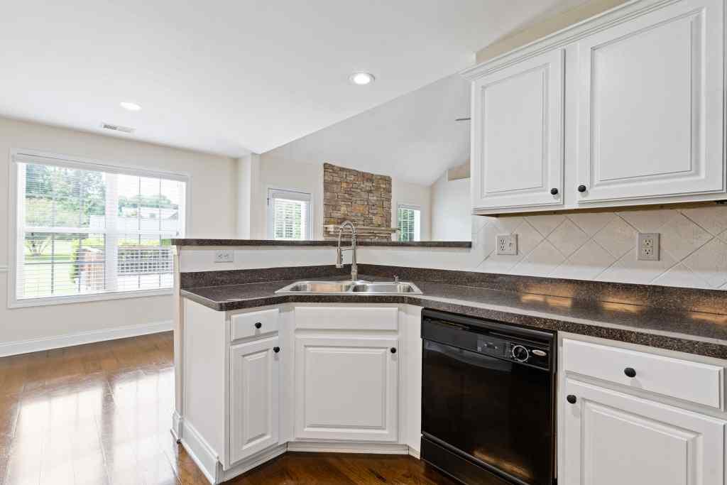 360 Finch Way Jefferson, GA 30549 - Photo 33 of 58