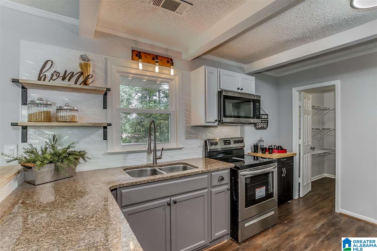 1106 Hunter Creek Road Northport, AL 35473 - Photo 15 of 46