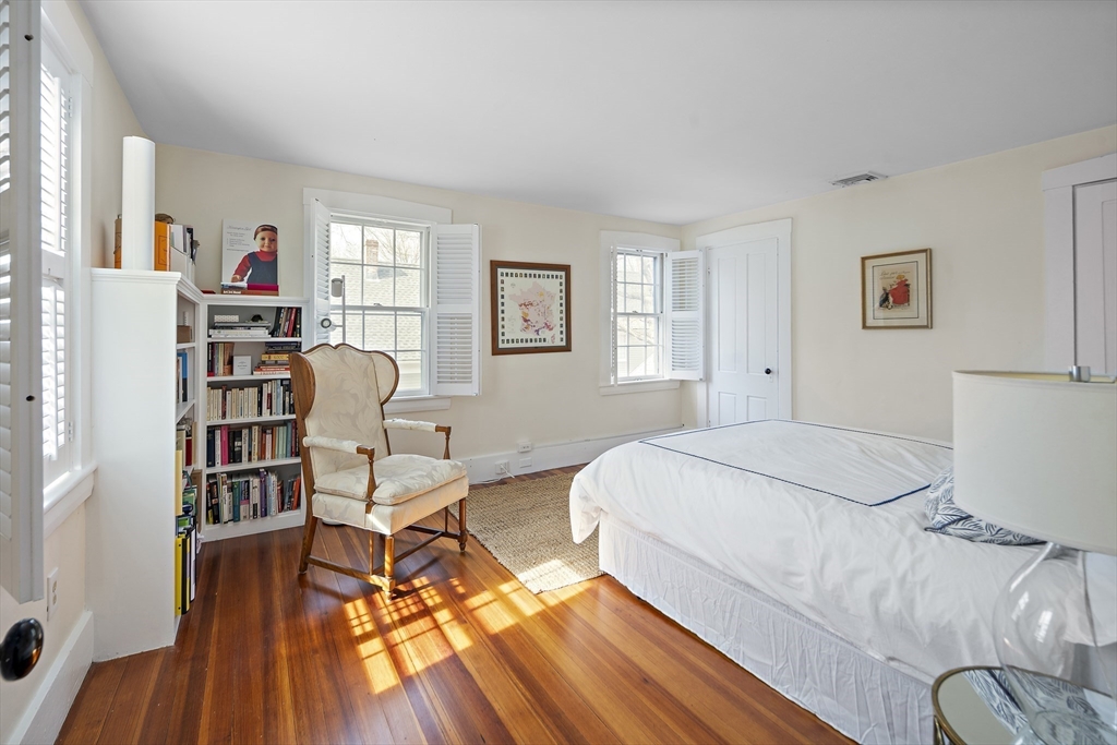 58 Cottage Street Wellesley, MA 02482 - Photo 20 of 28