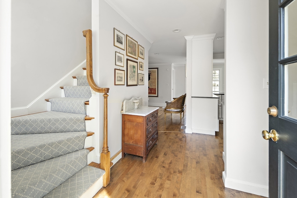 58 Cottage Street Wellesley, MA 02482 - Photo 3 of 28