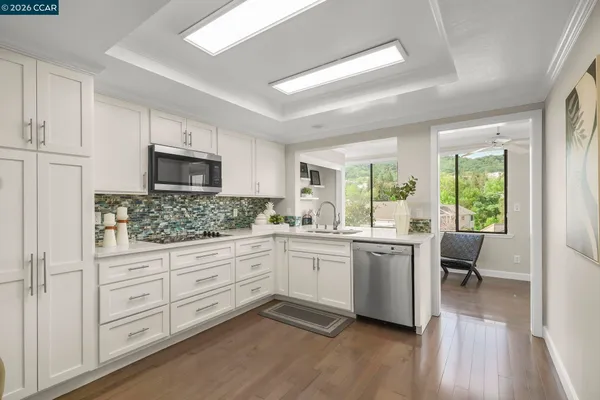 $938,000 | 3386 Rossmoor Parkway, Unit 6, Walnut Creek, CA 94595