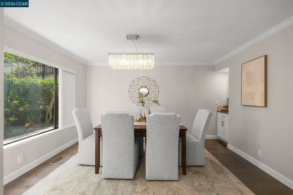 $938,000 | 3386 Rossmoor Parkway, Unit 6, Walnut Creek, CA 94595