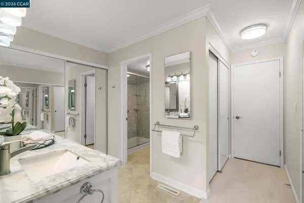 $938,000 | 3386 Rossmoor Parkway, Unit 6, Walnut Creek, CA 94595