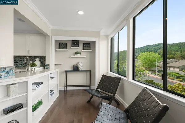 $938,000 | 3386 Rossmoor Parkway, Unit 6, Walnut Creek, CA 94595