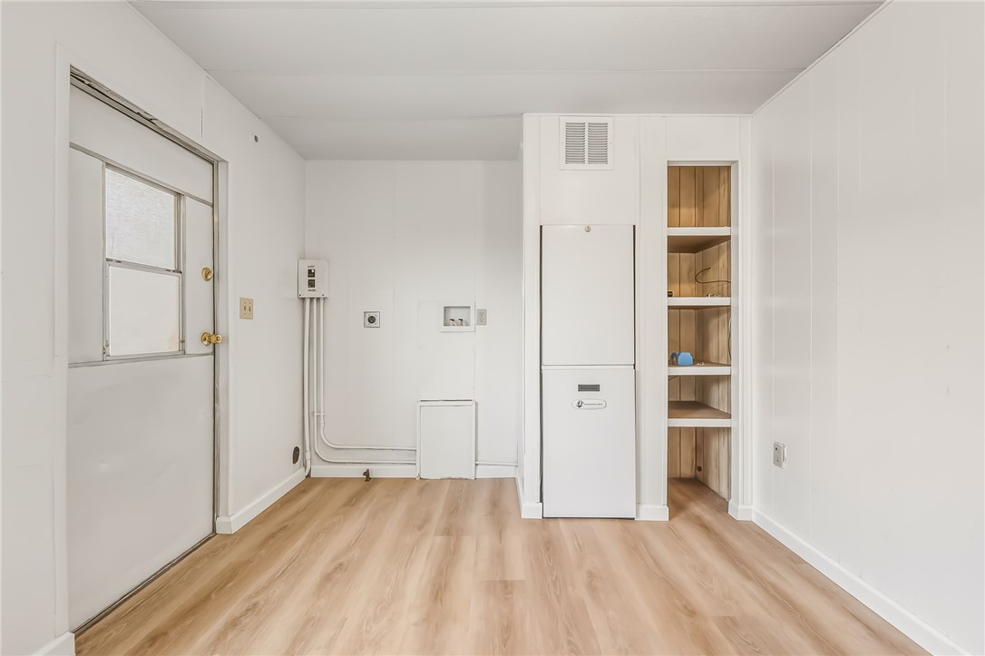 1267 Wilson Road Bullhead City, AZ 86442 - Photo 22 of 37 a view of a room with walk in closet and window