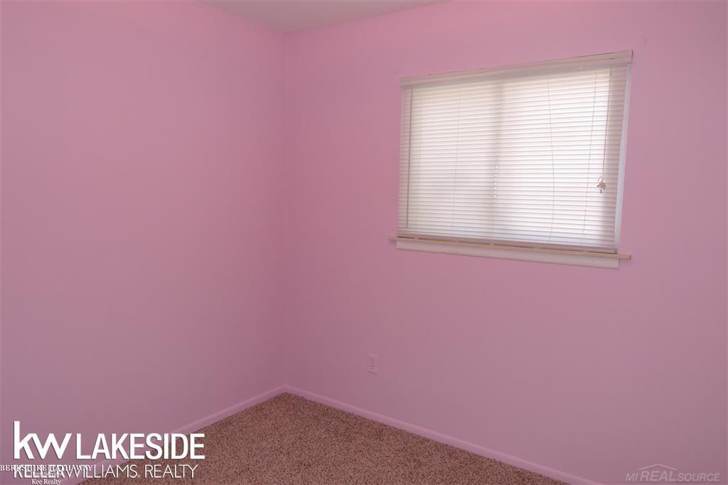 21809 Rosedale Street St. Clair Shores, MI 48080 - Photo 15 of 17