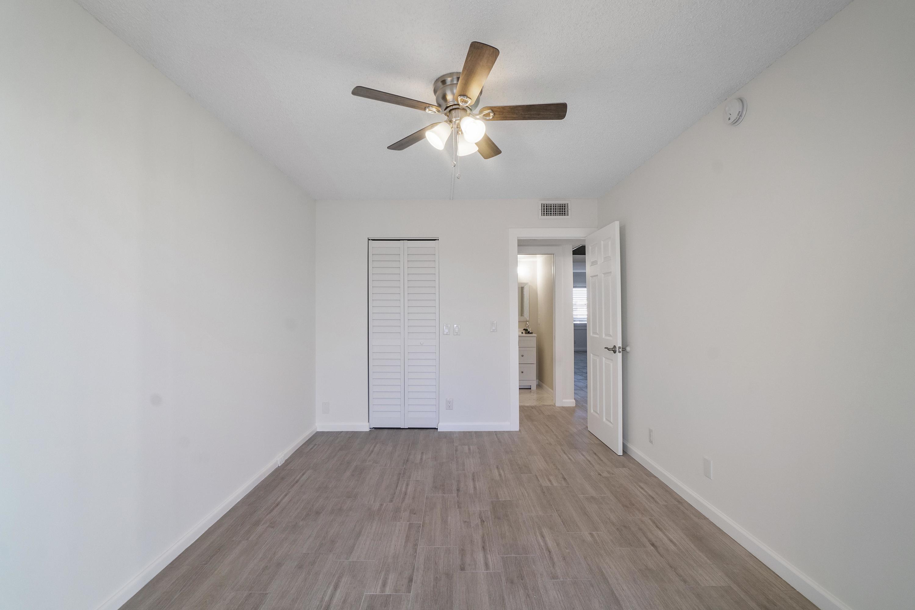 3008 Hythe A Boca Raton, FL 33434 - Photo 16 of 29 3008 Hythe A_19