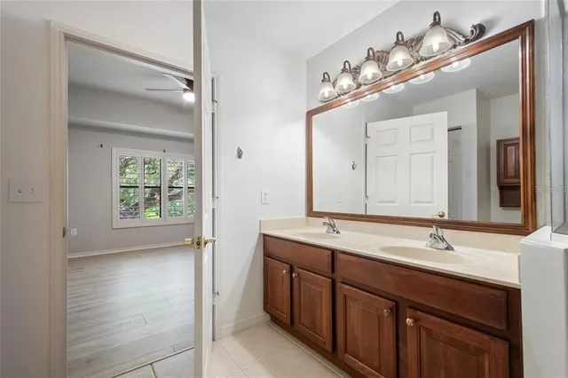 $525,000 | 1007 Celebration Avenue, Unit 201, Celebration, FL 34747