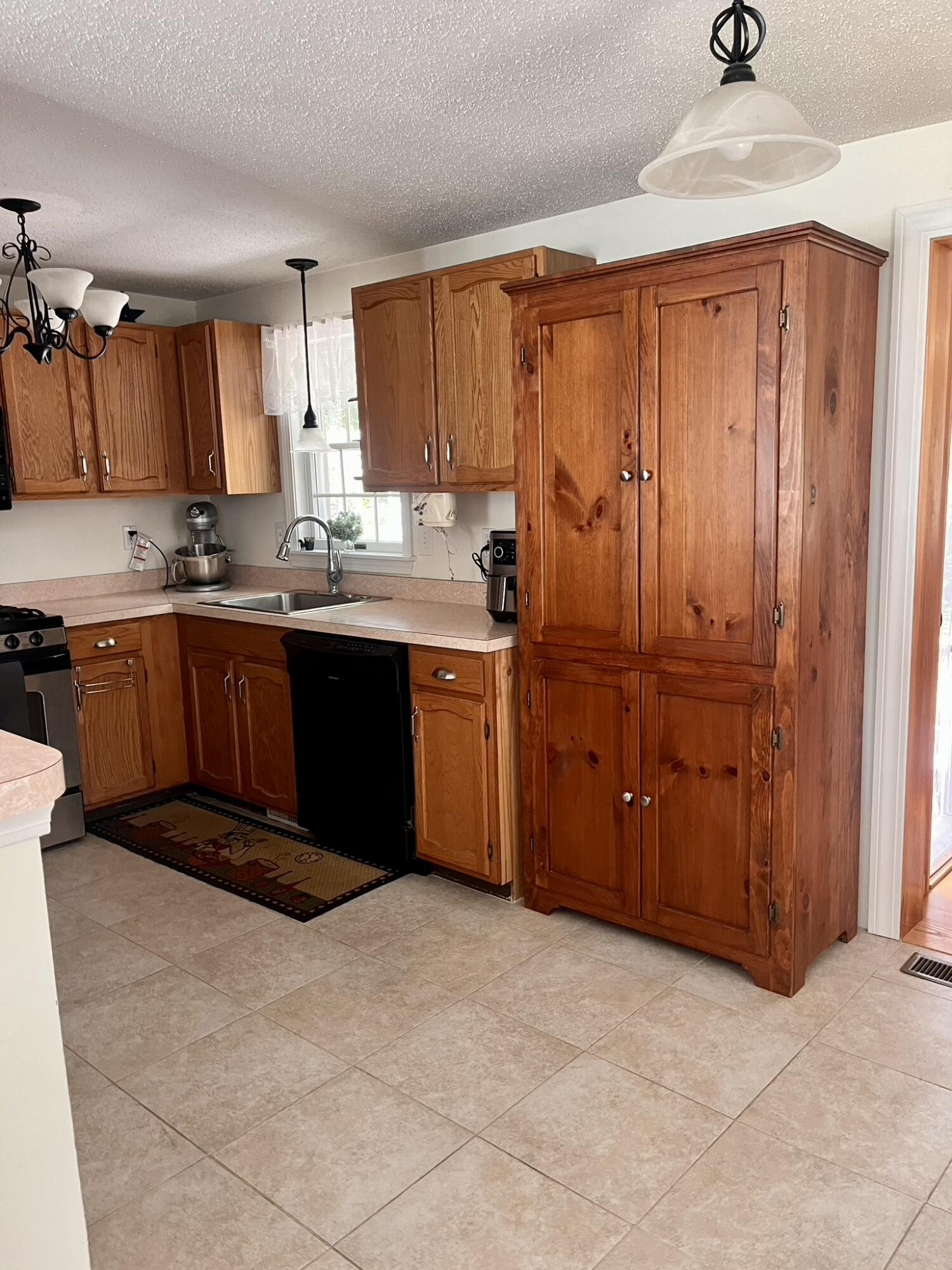 34 Sconset Circle Sandwich, MA 02563 - Photo 12 of 35 9320CEF5-F720-4EA2-BE24-7900CA593EE1_1_1