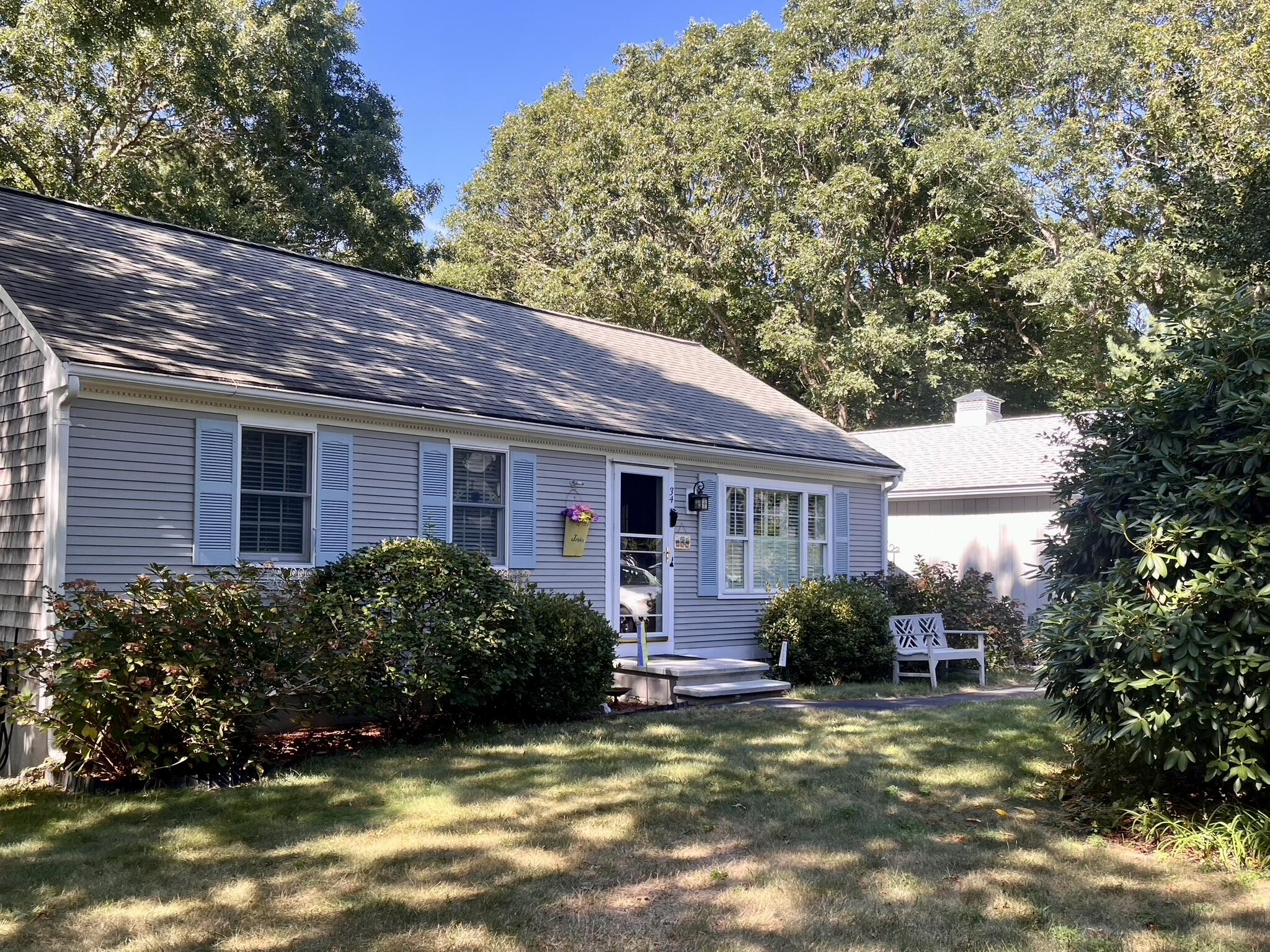 34 Sconset Circle Sandwich, MA 02563 - Photo 3 of 35 80766B93-6678-47EB-A3C6-E854CDACBB80_1_1