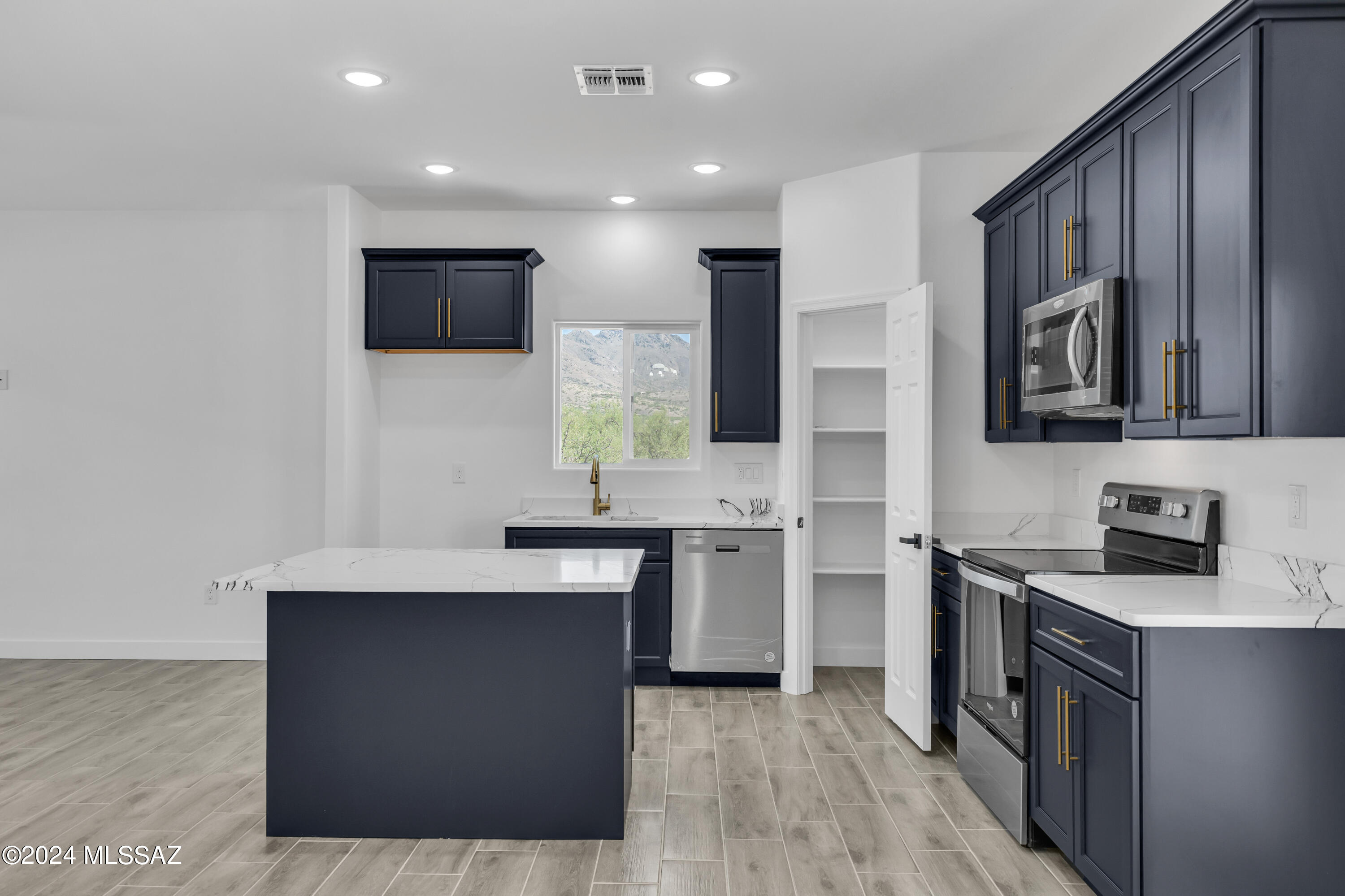 1858 Calle Atlanta Rio Rico, AZ 85648 - Photo 15 of 31