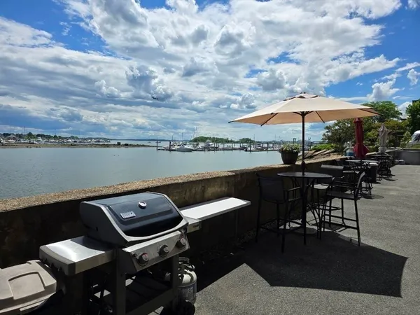 $2,975 | 235 Washington Avenue, Unit 2, Winthrop, MA 02152