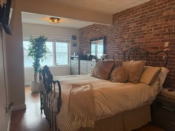 $2,975 | 235 Washington Avenue, Unit 2, Winthrop, MA 02152