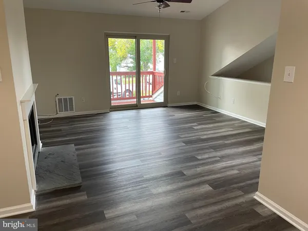 $2,000 | 404 Atlanta Court, Sewell, NJ 08080