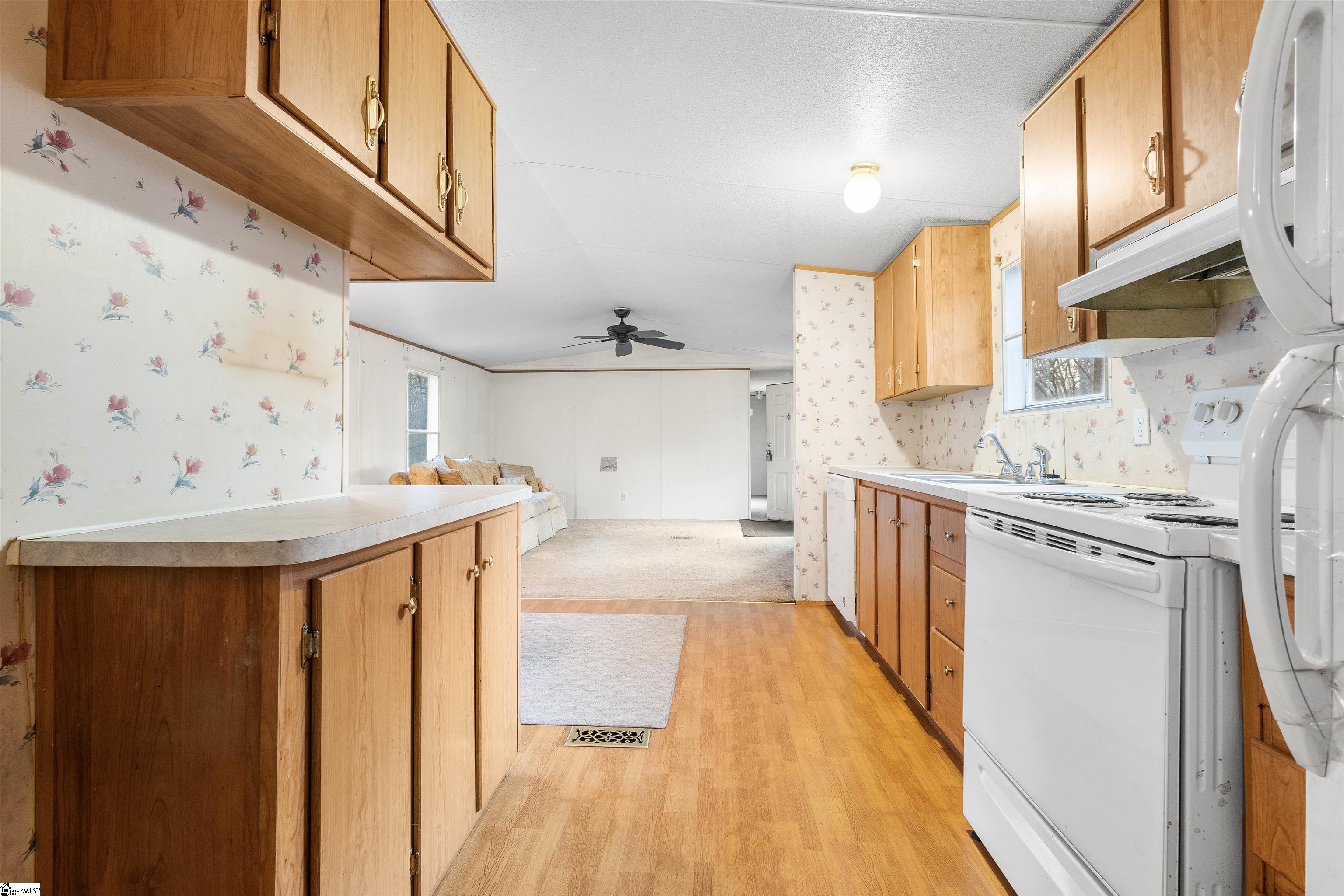 314 Penson Road Honea Path, SC 29654 - Photo 5 of 22