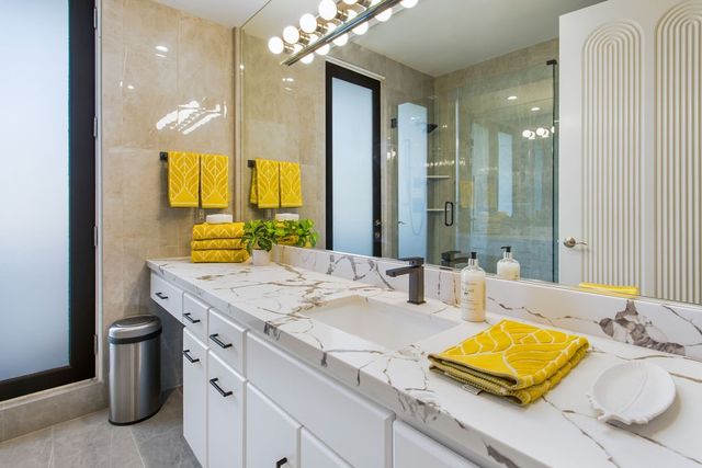 $42,000 | 2955 Passmore Drive, Los Angeles, CA 90068