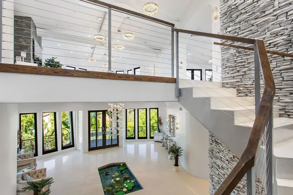 $42,000 | 2955 Passmore Drive, Los Angeles, CA 90068