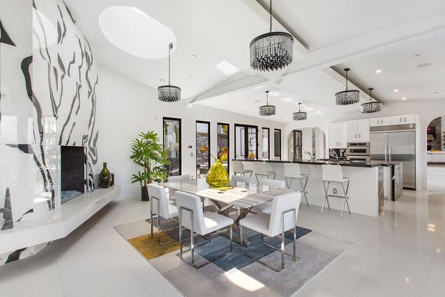 $42,000 | 2955 Passmore Drive, Los Angeles, CA 90068