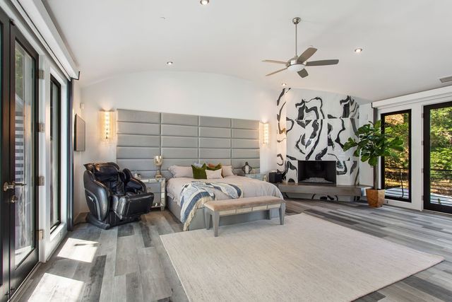 $42,000 | 2955 Passmore Drive, Los Angeles, CA 90068