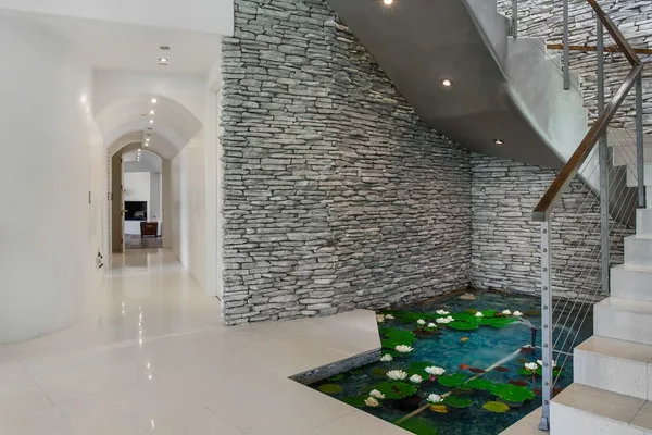 $42,000 | 2955 Passmore Drive, Los Angeles, CA 90068