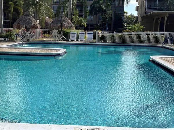 $2,000 | 404 Northwest 68th Avenue, Unit 316, Plantation, FL 33317