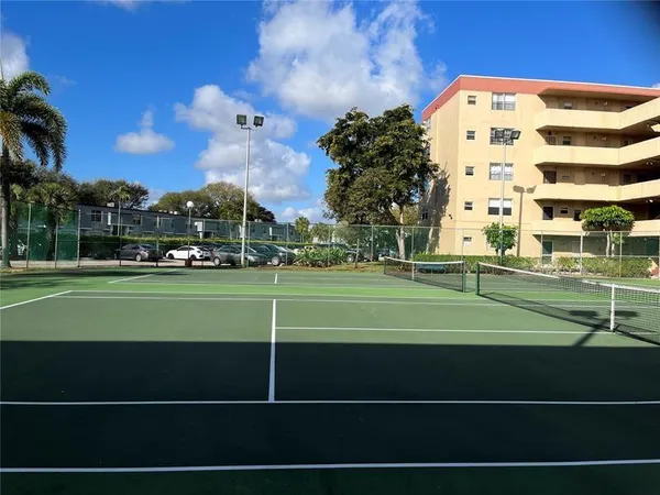 $2,000 | 404 Northwest 68th Avenue, Unit 316, Plantation, FL 33317