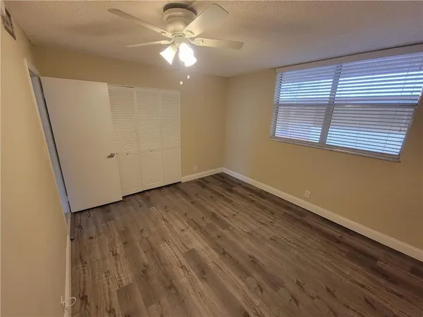 $2,000 | 404 Northwest 68th Avenue, Unit 316, Plantation, FL 33317