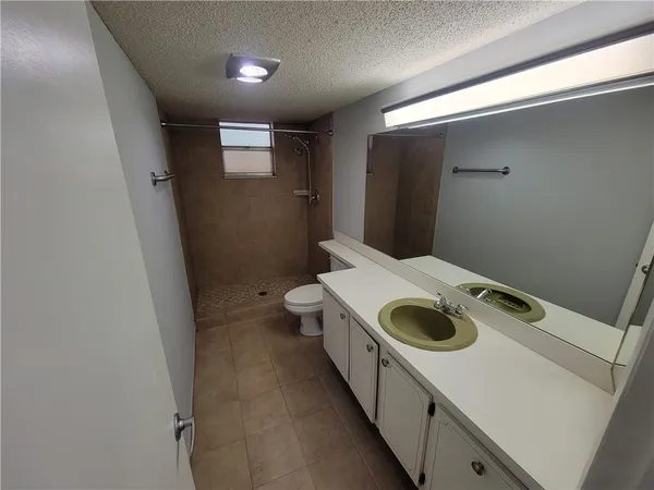 $2,000 | 404 Northwest 68th Avenue, Unit 316, Plantation, FL 33317