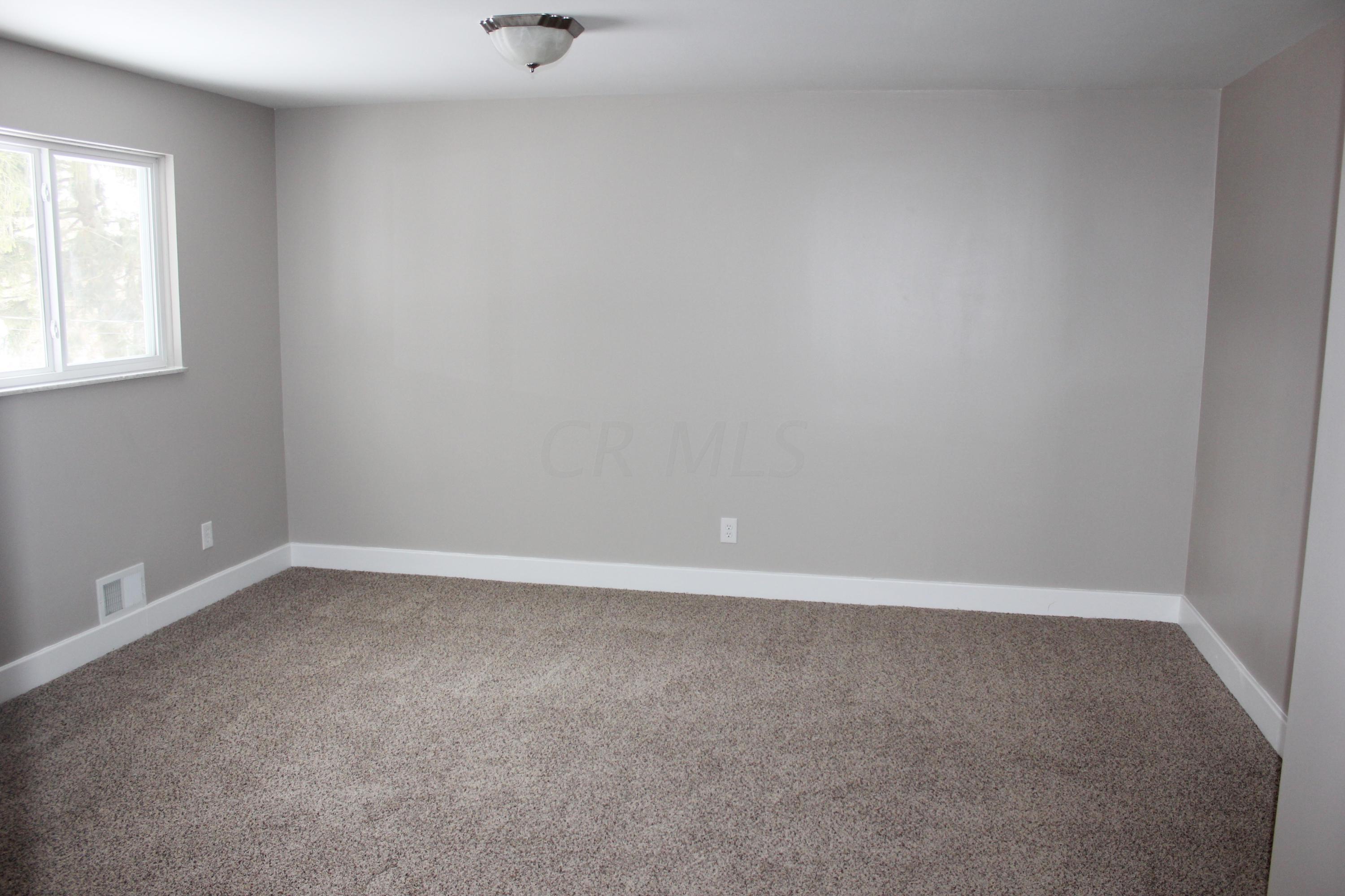 4166 Ashmore Road Columbus, OH 43220 - Photo 11 of 26