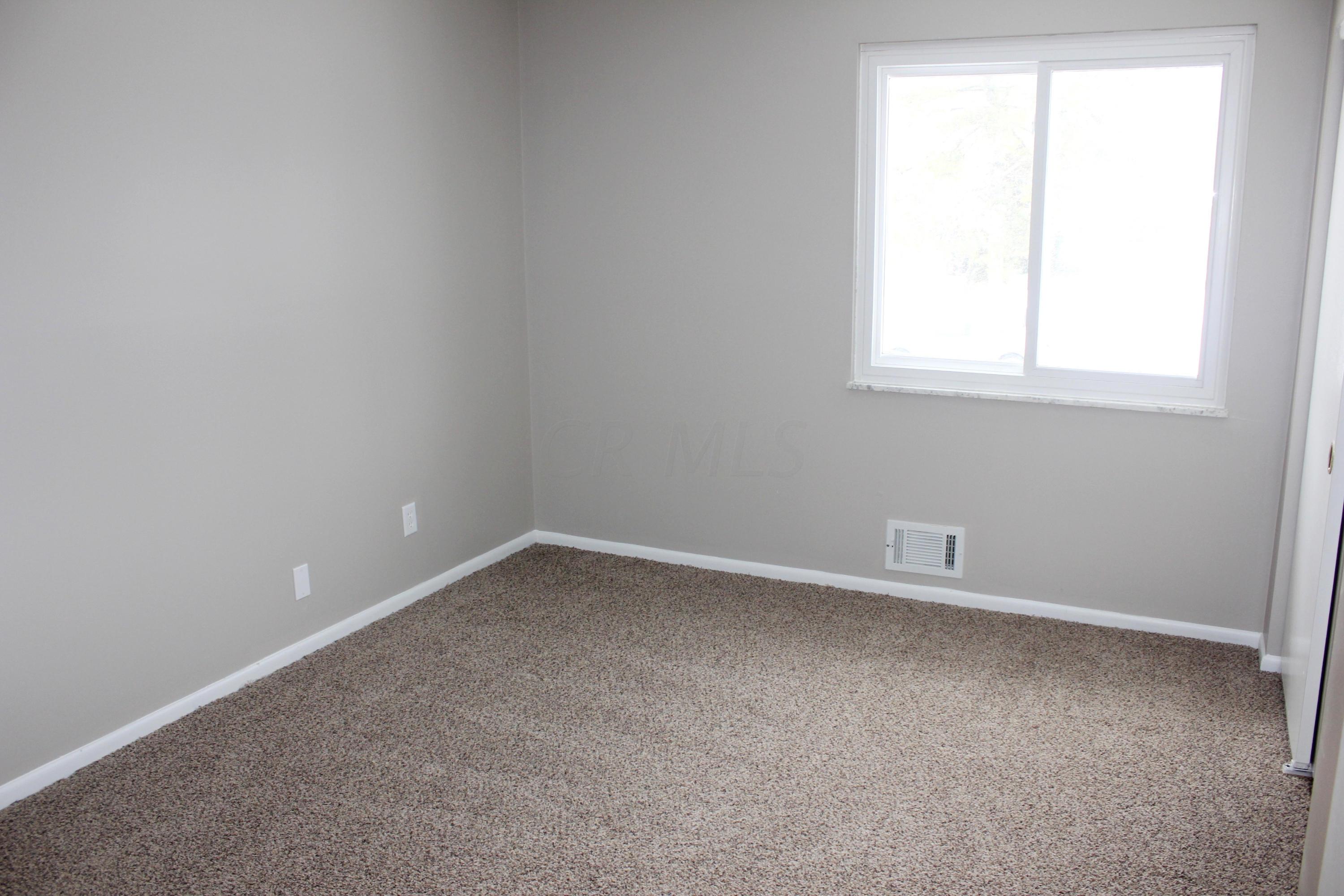 4166 Ashmore Road Columbus, OH 43220 - Photo 16 of 26