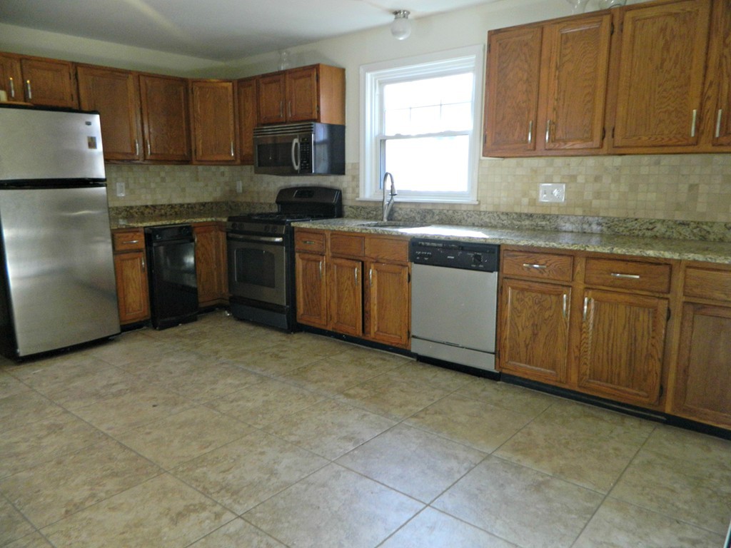 32 St Marks Road, Unit 2 Boston, MA 02124 - Photo 1 of 9 Gallery Image 1