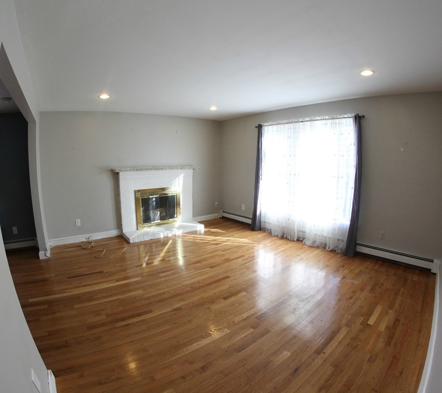 32 St Marks Road, Unit 2 Boston, MA 02124 - Photo 4 of 9 Gallery Image 4