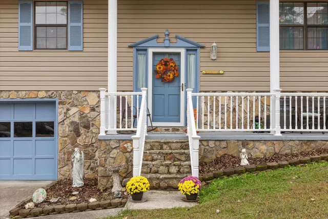 $335,000 | 37 Robert E Lee Drive, Ringgold, GA 30736