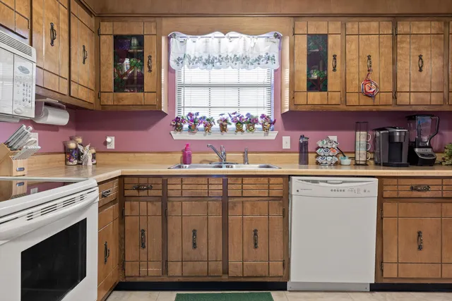 $335,000 | 37 Robert E Lee Drive, Ringgold, GA 30736