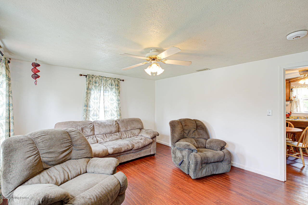 1288 Flatlick Road Mount Washington, KY 40047 - Photo 3 of 23 Copy of 1288_Flatlick_Rd-4