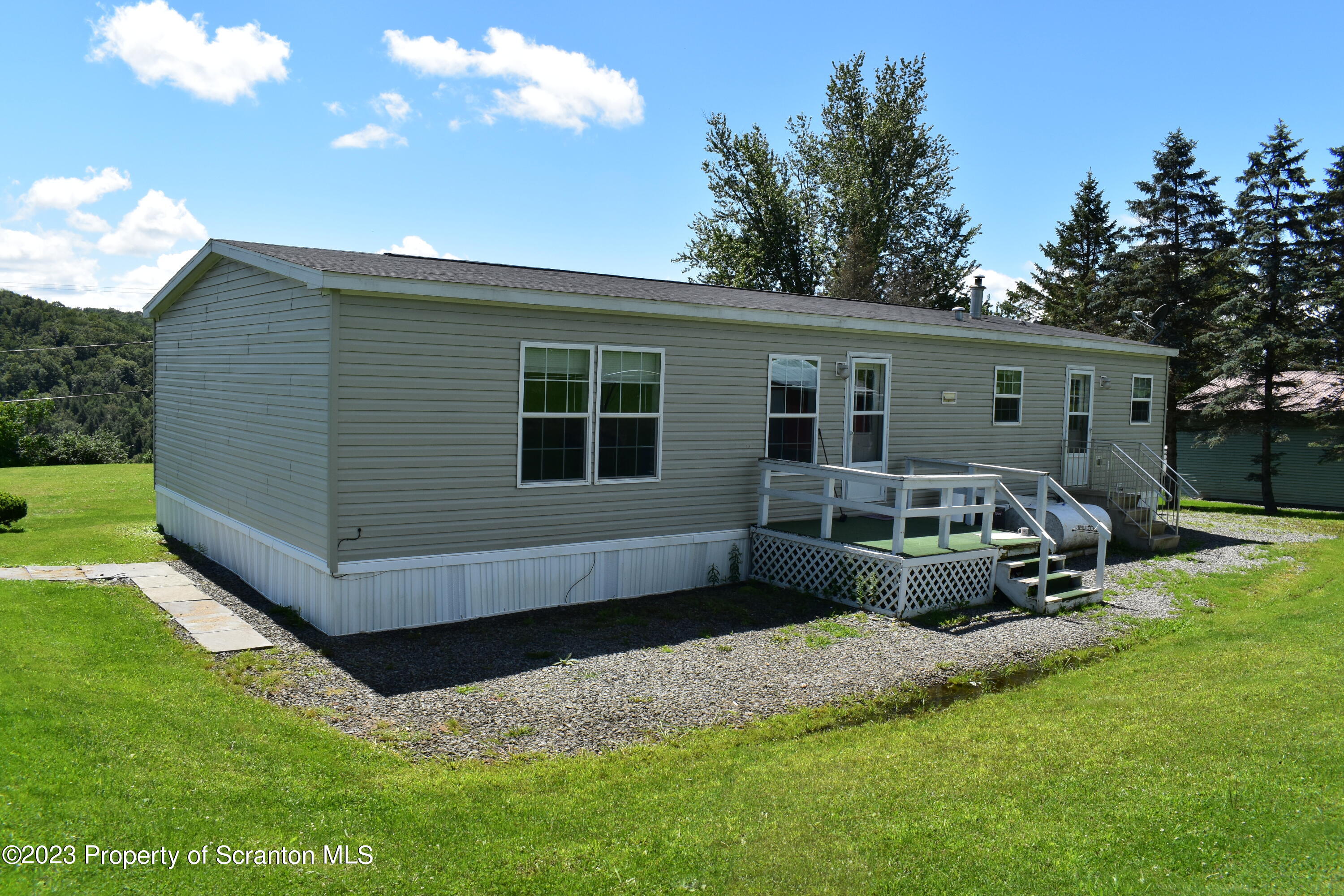 4838 Ridge Road Montrose, PA 18801 - Photo 3 of 34