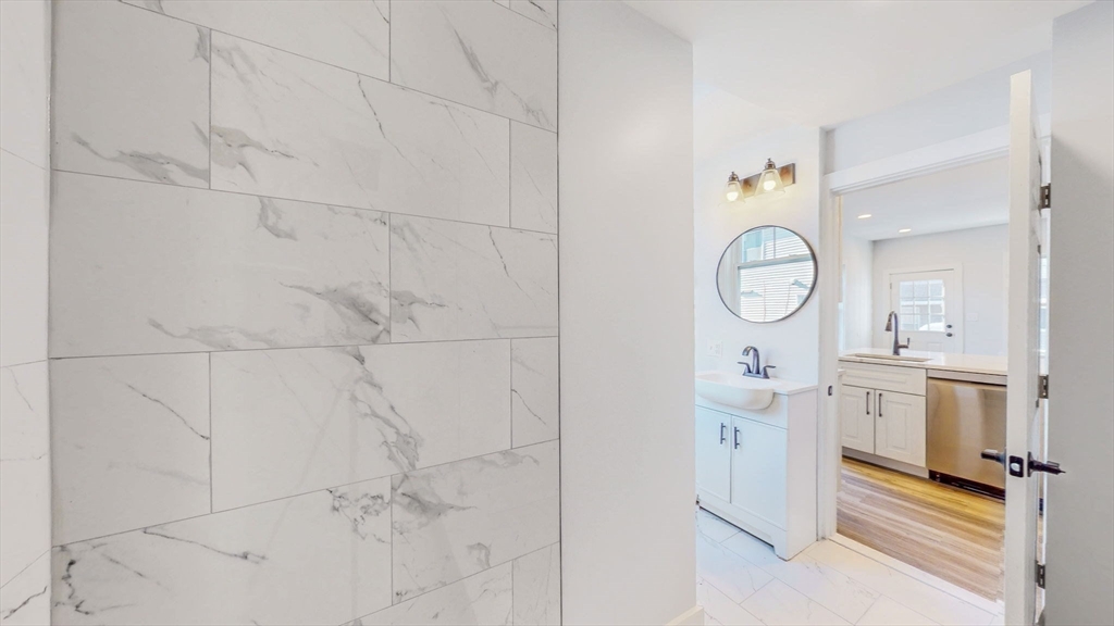 24 Alfred Street Everett, MA 02149 - Photo 11 of 38