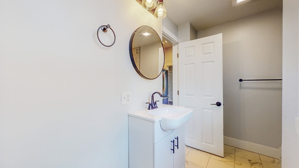 24 Alfred Street Everett, MA 02149 - Photo 13 of 38