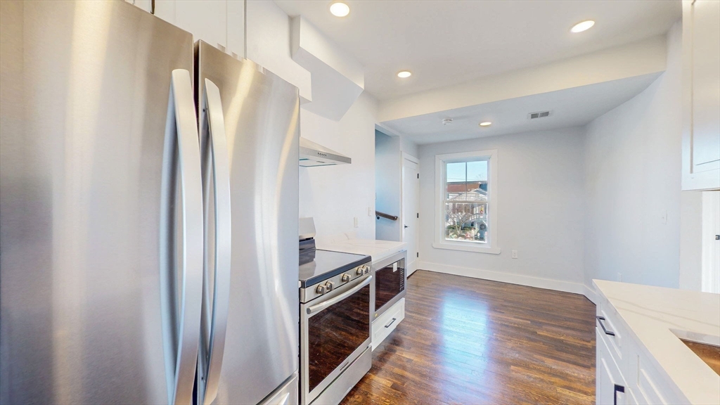 24 Alfred Street Everett, MA 02149 - Photo 16 of 38