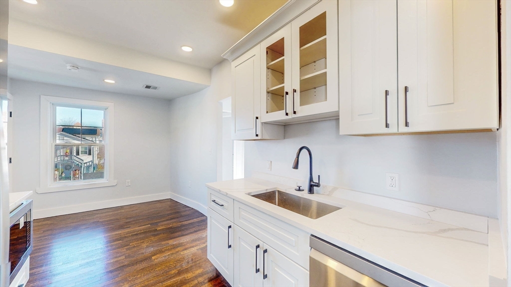 24 Alfred Street Everett, MA 02149 - Photo 17 of 38