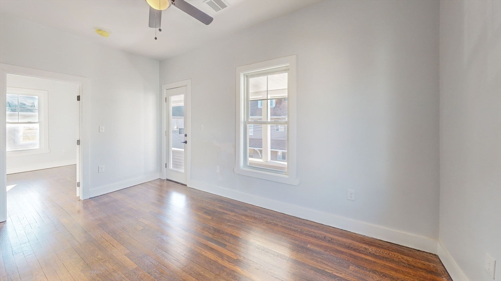 24 Alfred Street Everett, MA 02149 - Photo 19 of 38